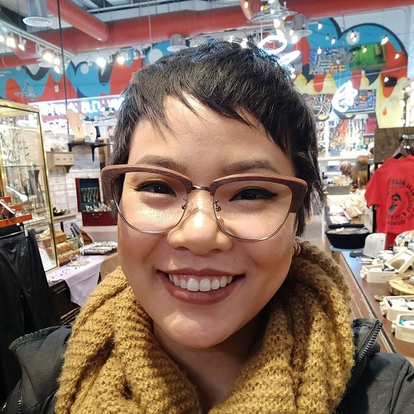 Meet your Posher, Sophia - Picture 1 of 1